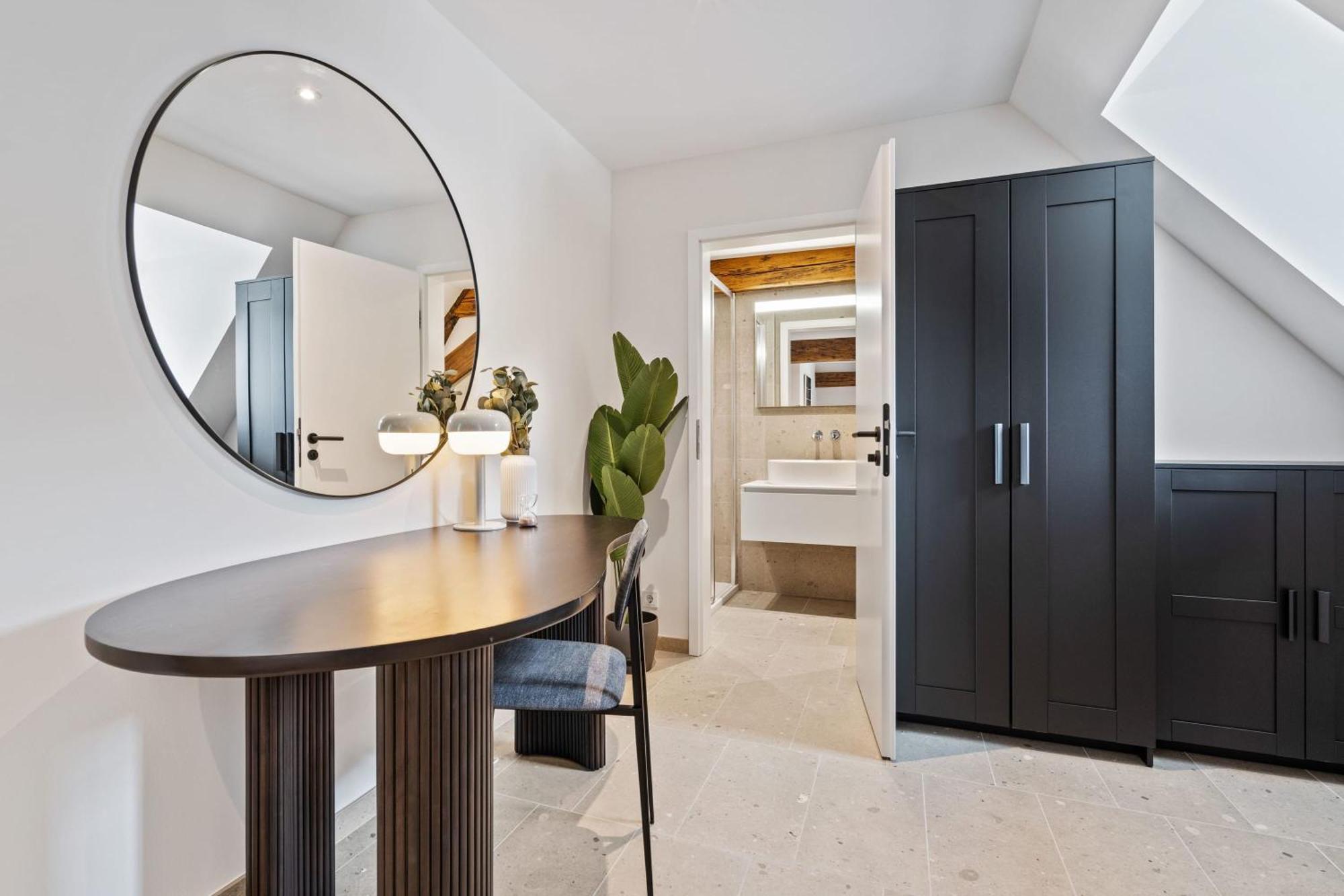 Elegant Clausen Apartment With King Bed & Wifi Luxemburgo Exterior foto