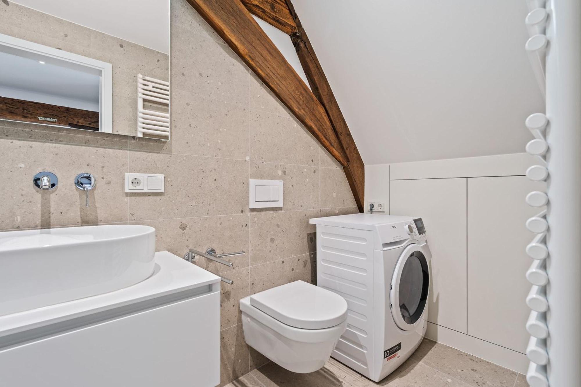 Elegant Clausen Apartment With King Bed & Wifi Luxemburgo Exterior foto