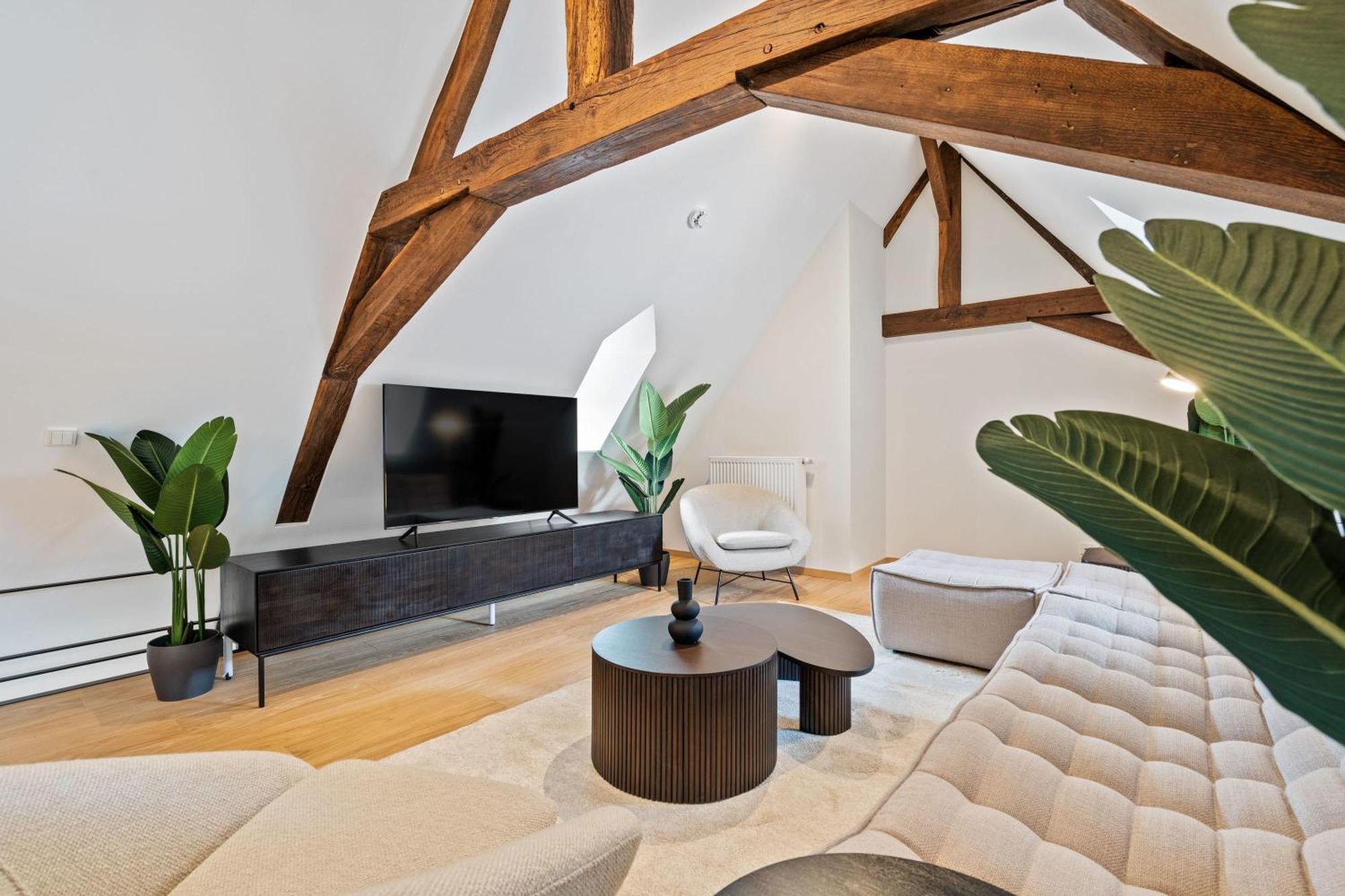 Elegant Clausen Apartment With King Bed & Wifi Luxemburgo Exterior foto